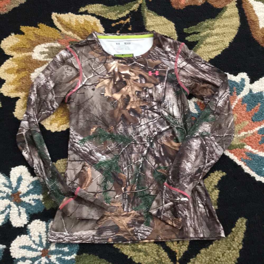 Under Armour camo shirt! Size medium